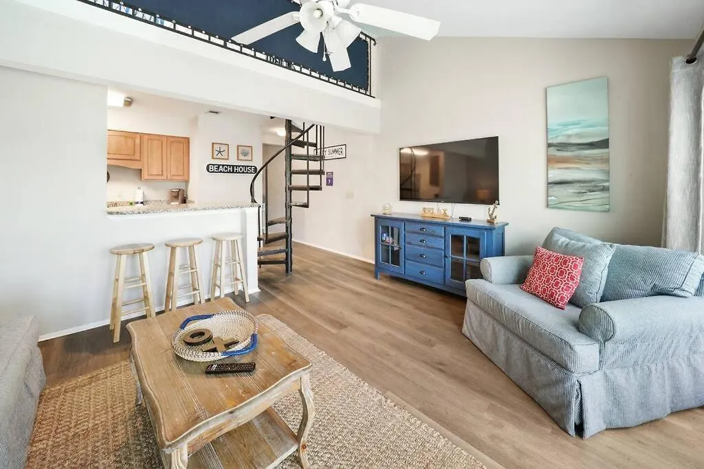 Cozy And Bright Condo On Private Section Of Beach With A Pool! Panama Stadt